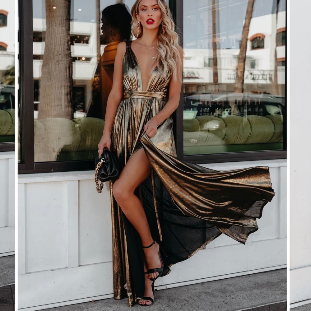 VICI COLLECTION ESMERALDA METALLIC WRAP MAXI DRESS SM NWOT